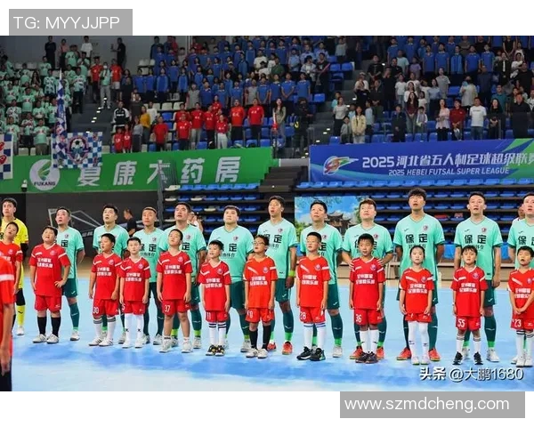 中国足球热潮来袭足球明星试训之旅引发关注与期待