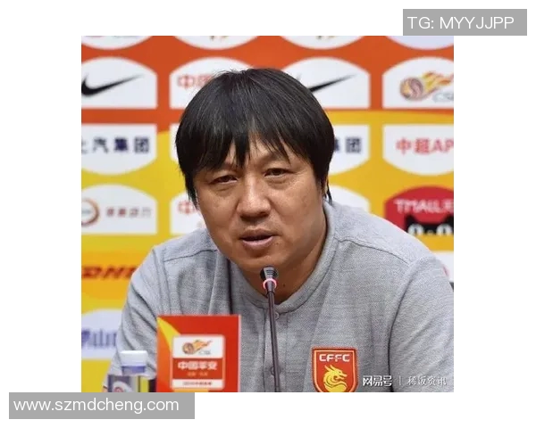 斯蒂文尼奇与雷丁激战正酣谁能在这场对决中笑到最后